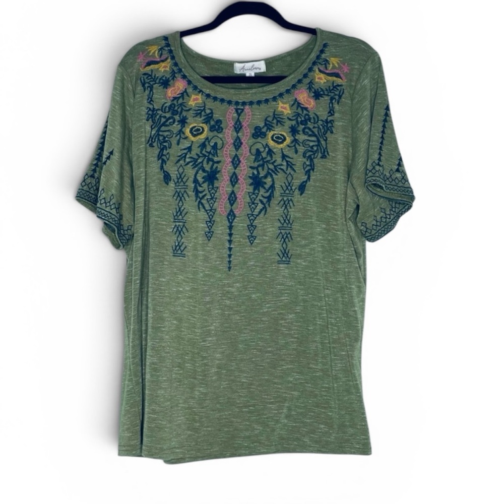 Anneliese olive green top bohemian-style embroidered neckline Size 2X